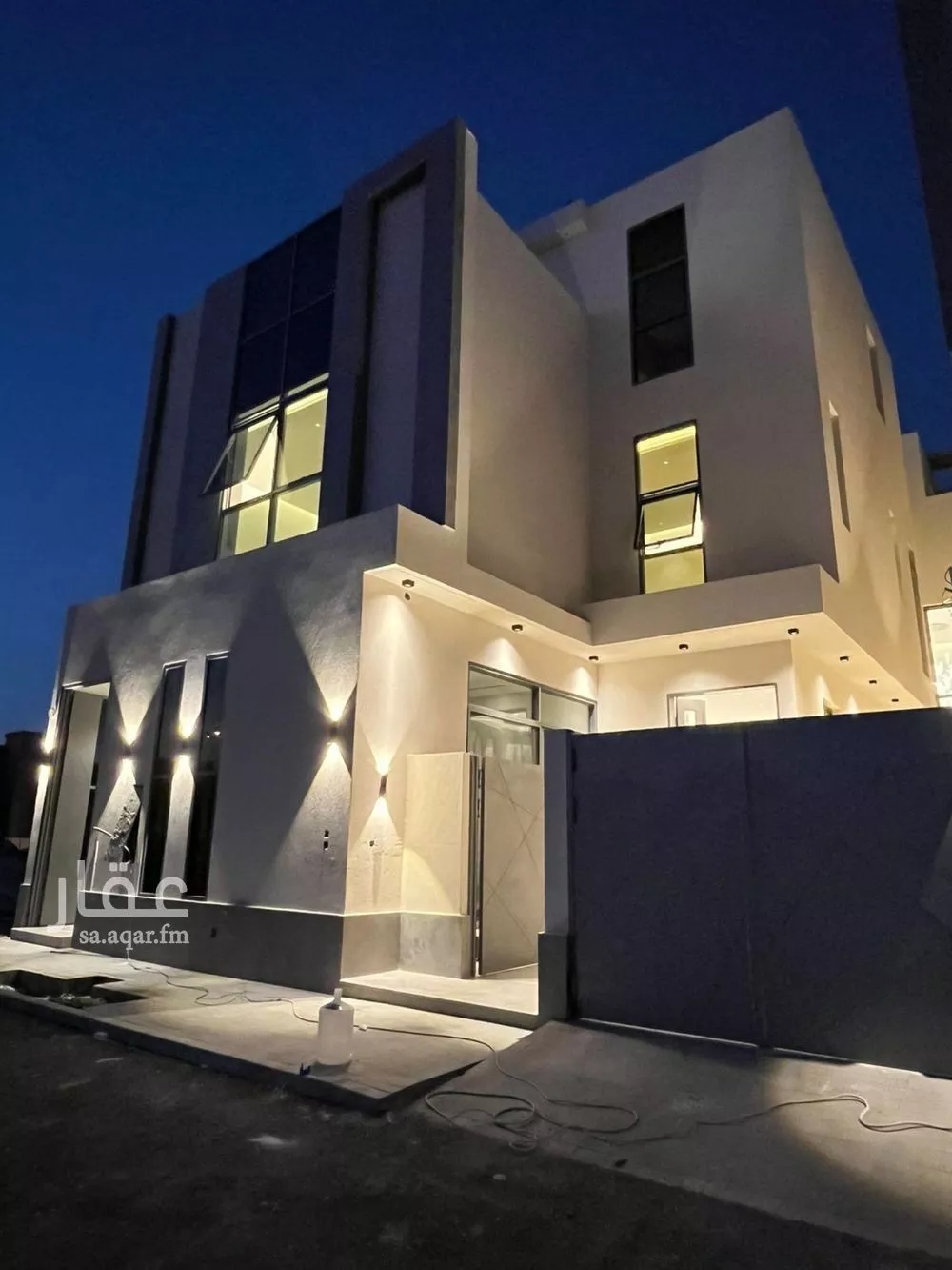 فيلا 6 غرف في المهدية 3