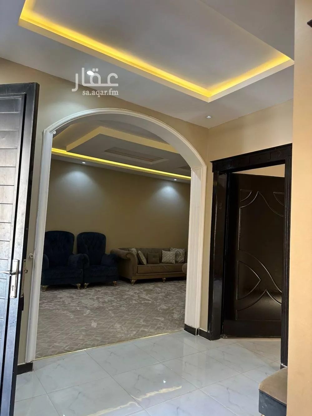 8 bedroom villa in Tuwaiq, Riyadh 4