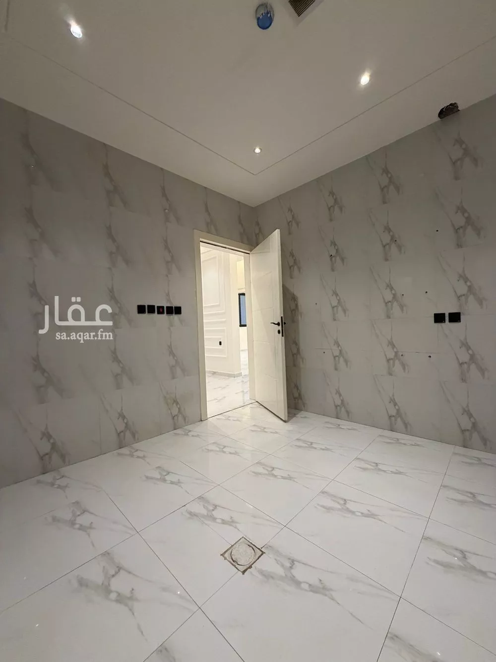 4 bedroom apartment in Dhahrat Namar, Riyadh 10