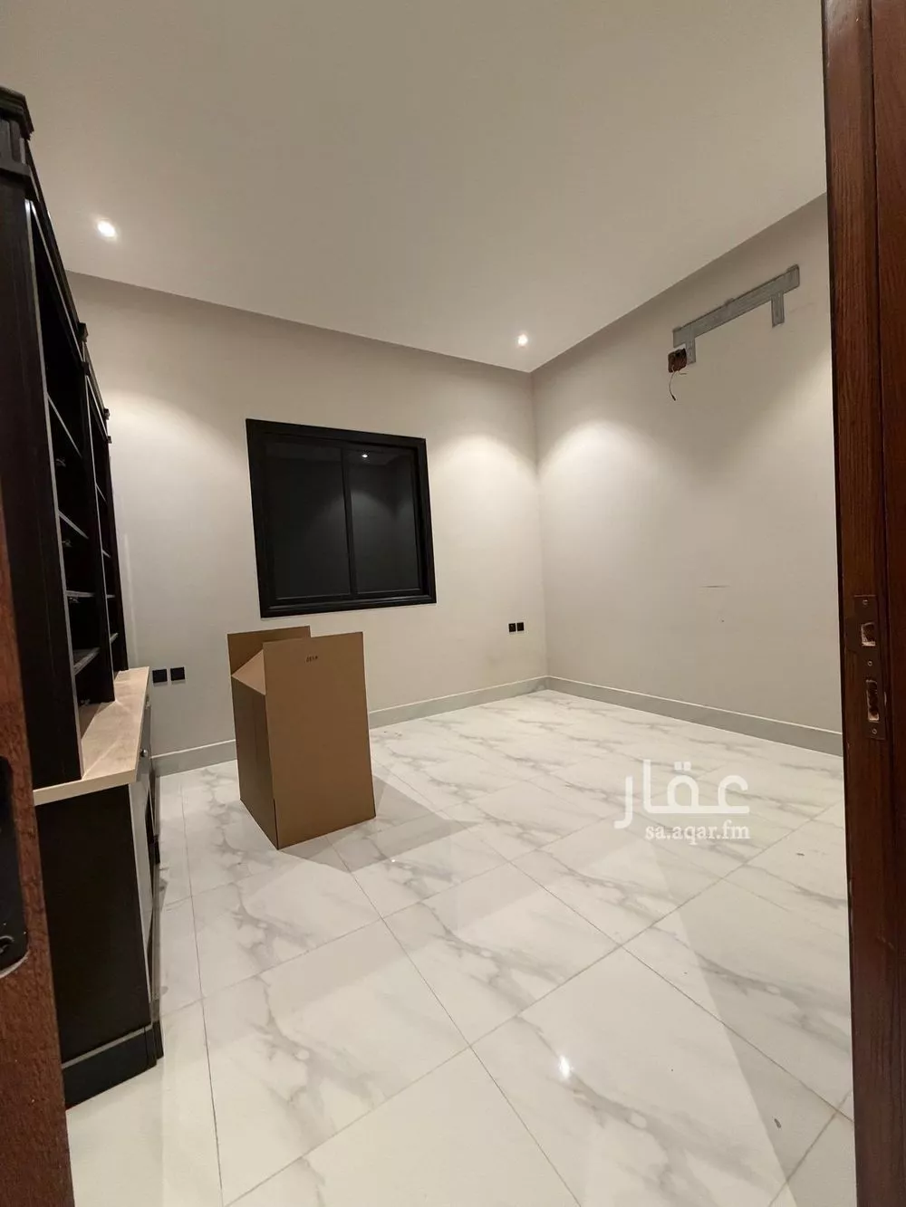 3 bedroom floor in Tuwaiq 4
