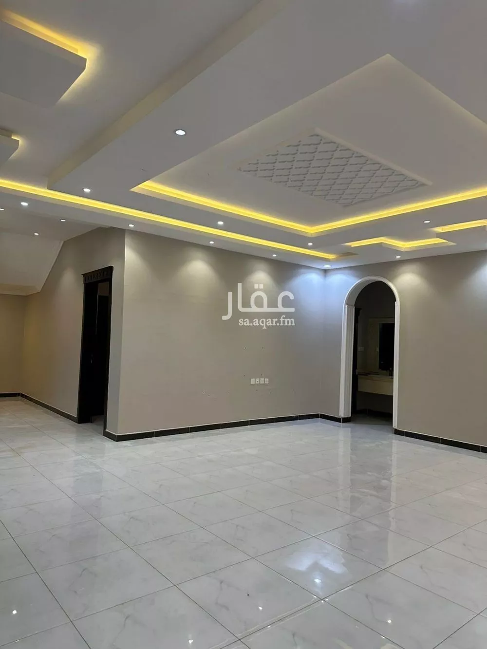 8 bedroom villa in Tuwaiq, Riyadh 28