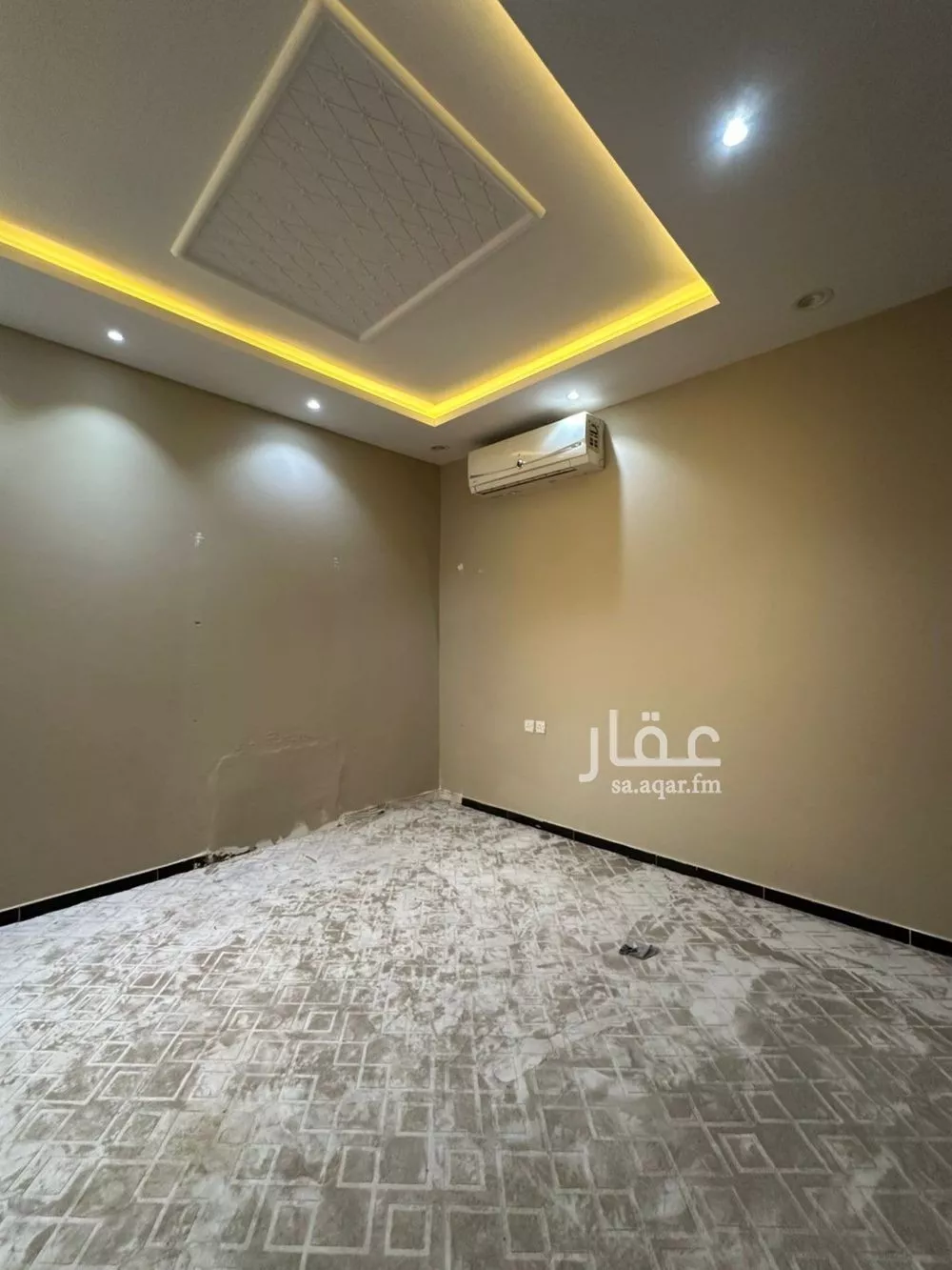 8 bedroom villa in Tuwaiq, Riyadh 15