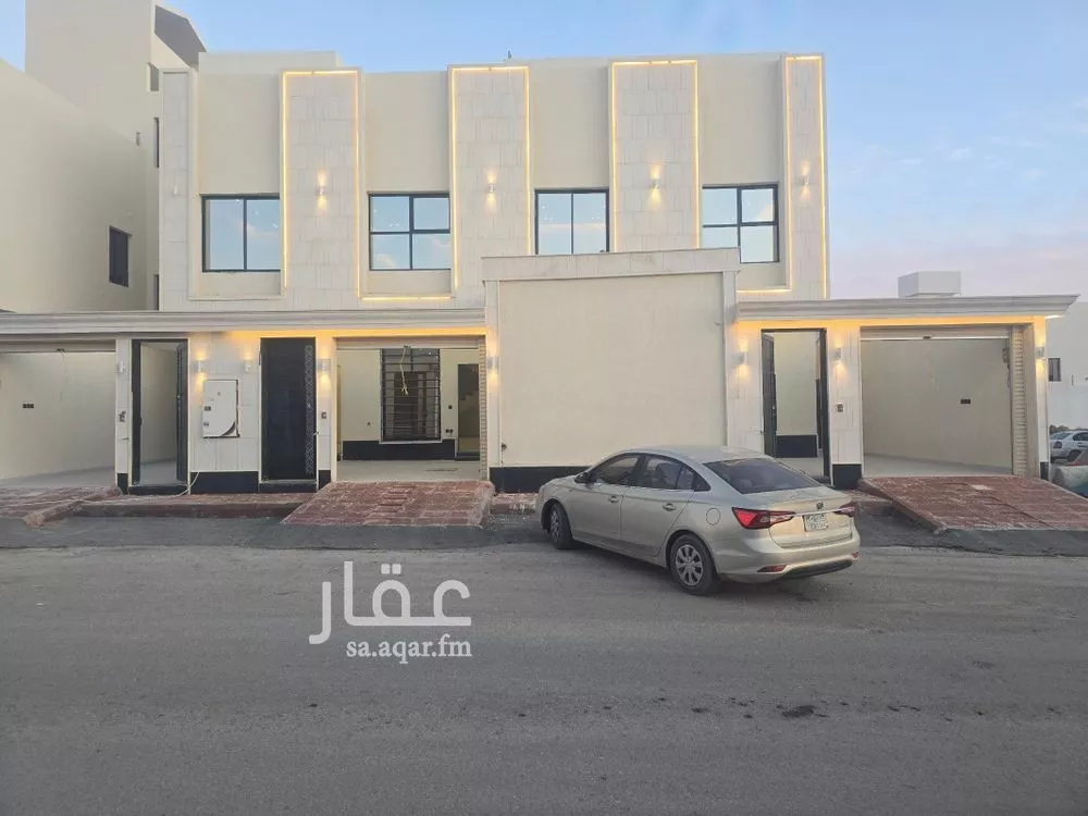 5 bedroom villa in Badr 4