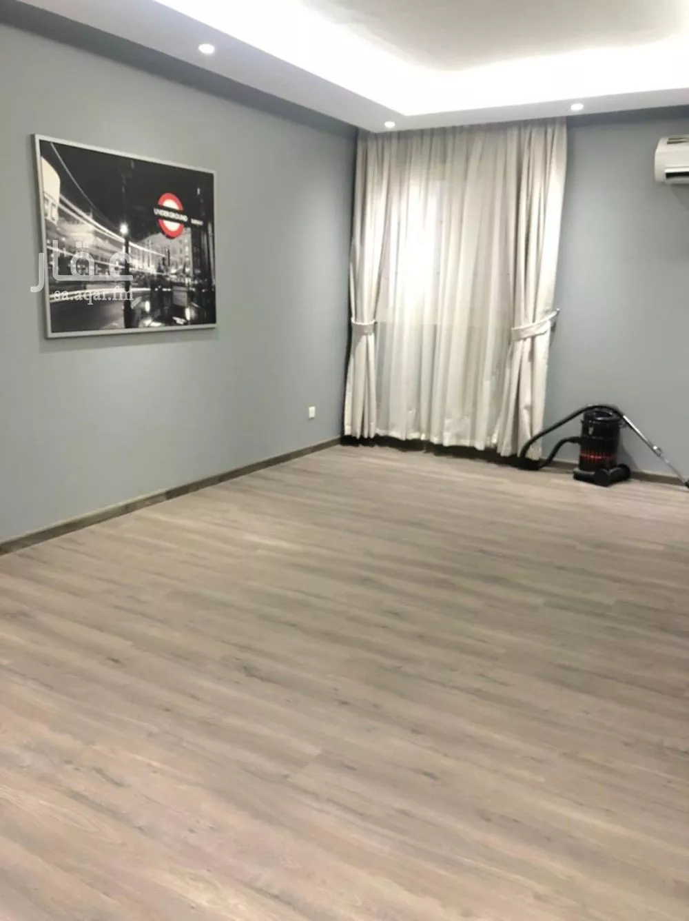 شقة 5 غرف في الملقا 5