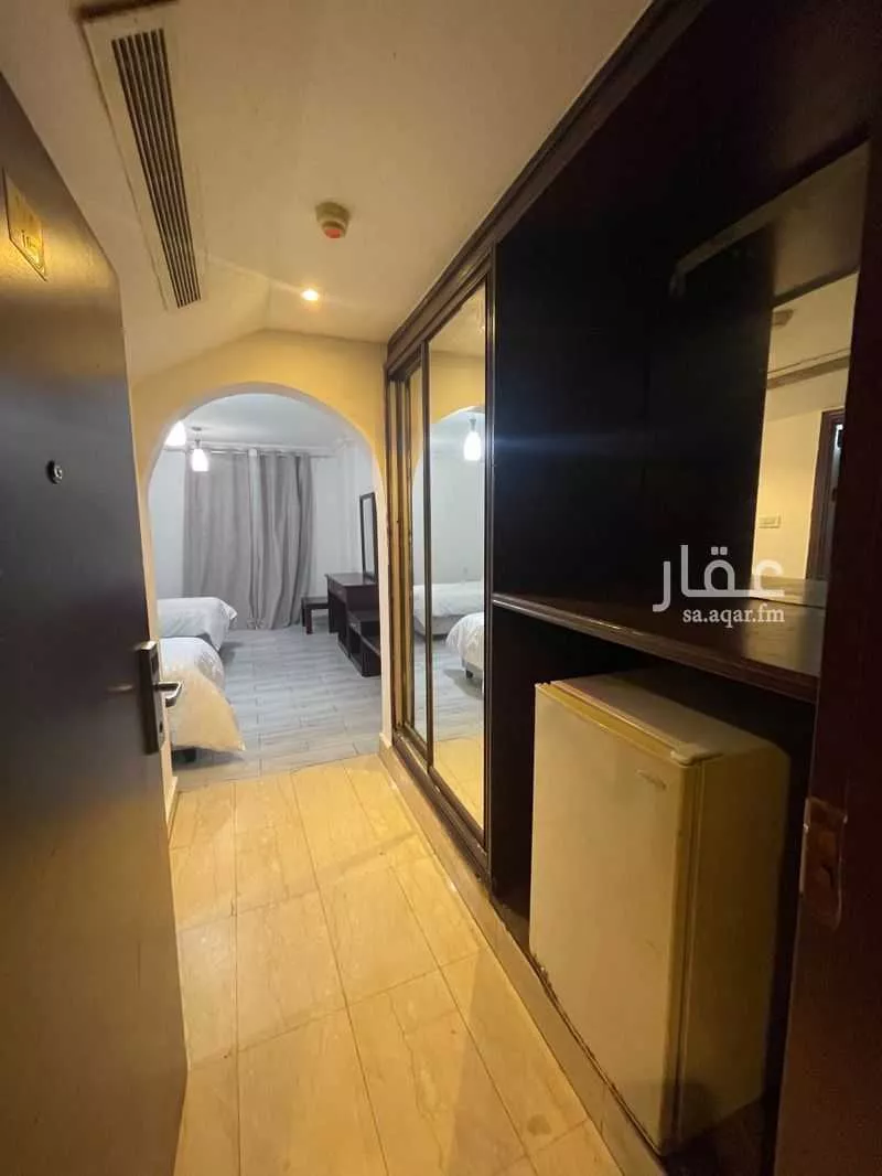 1 bedroom apartment in Al Sharafiyah, Jeddah 9