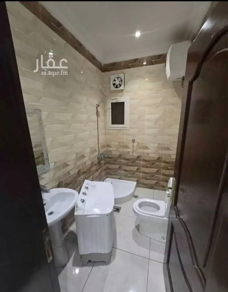 2 bedroom apartment in Al Hamdaniyah, Jeddah 10