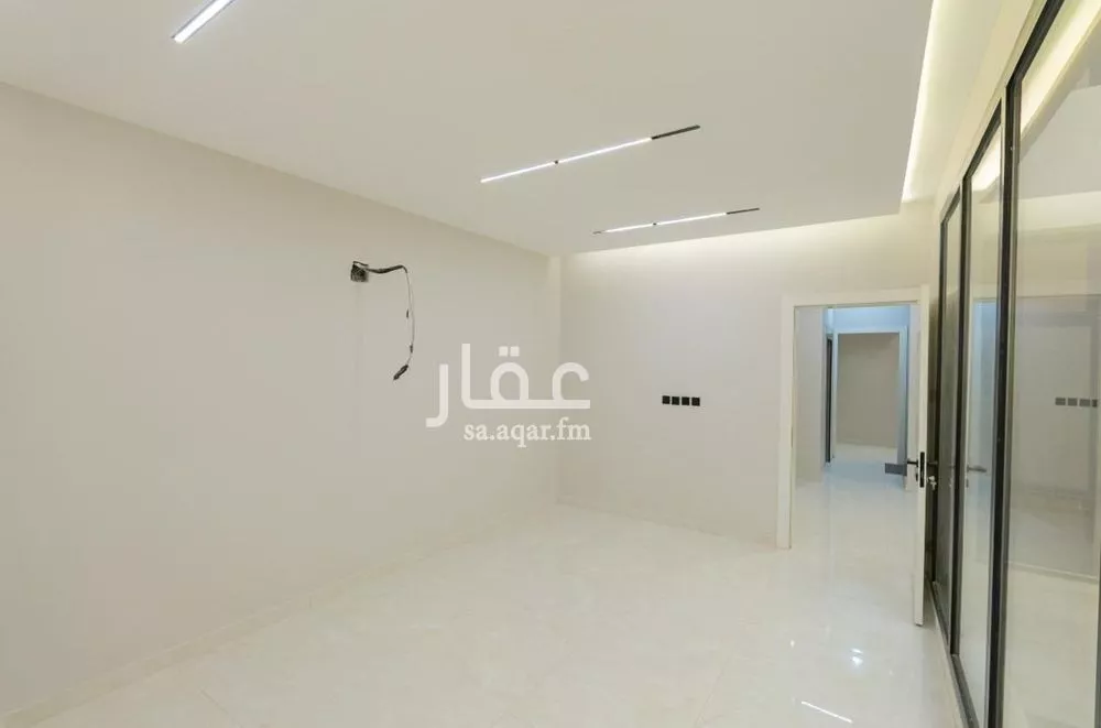 6 bedroom villa in Dhahrat Laban, Riyadh 8
