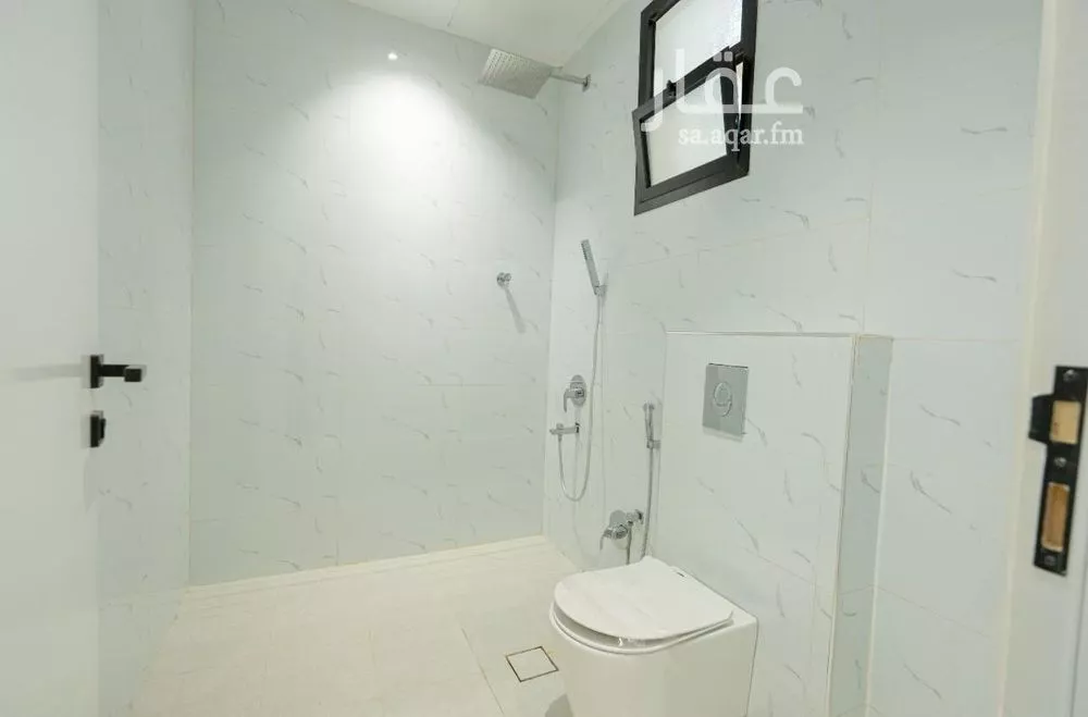 6 bedroom villa in Dhahrat Laban, Riyadh 4