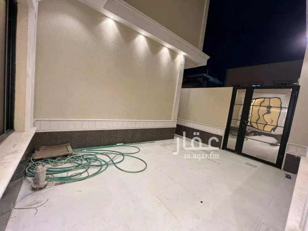 فيلا 6 غرف في ظهرة لبن 5