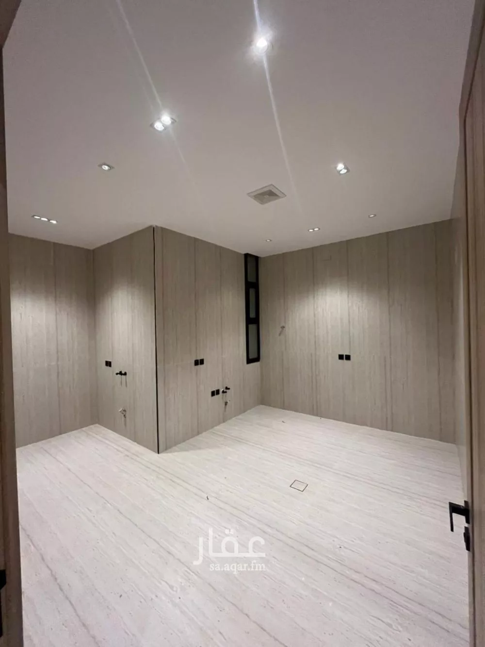 4 bedroom floor in Badr 4