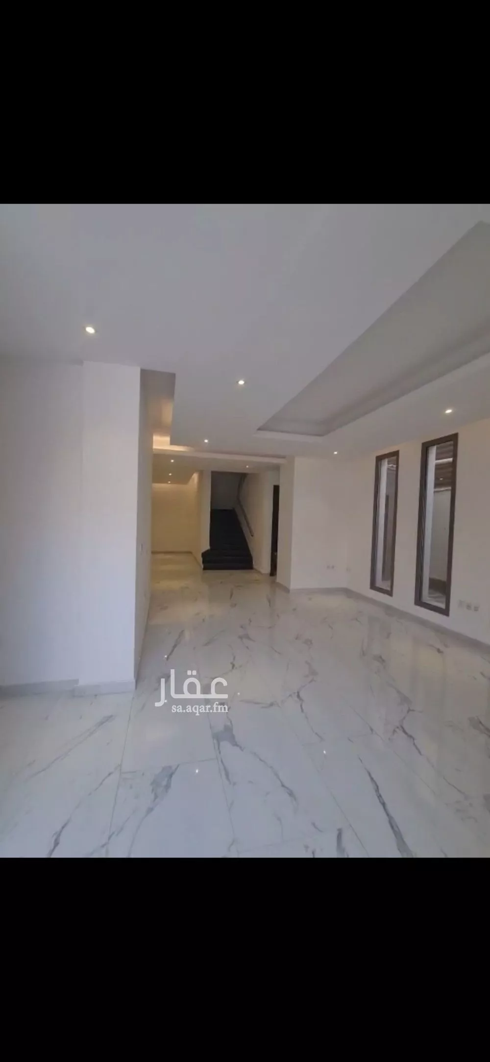 فيلا 4 غرف في العارض 3