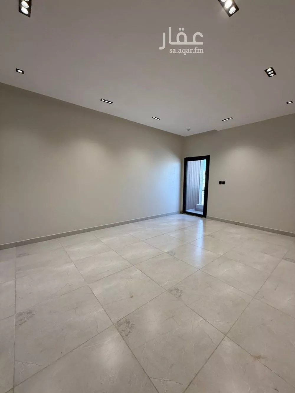 5 bedroom villa in Al Sawari 2