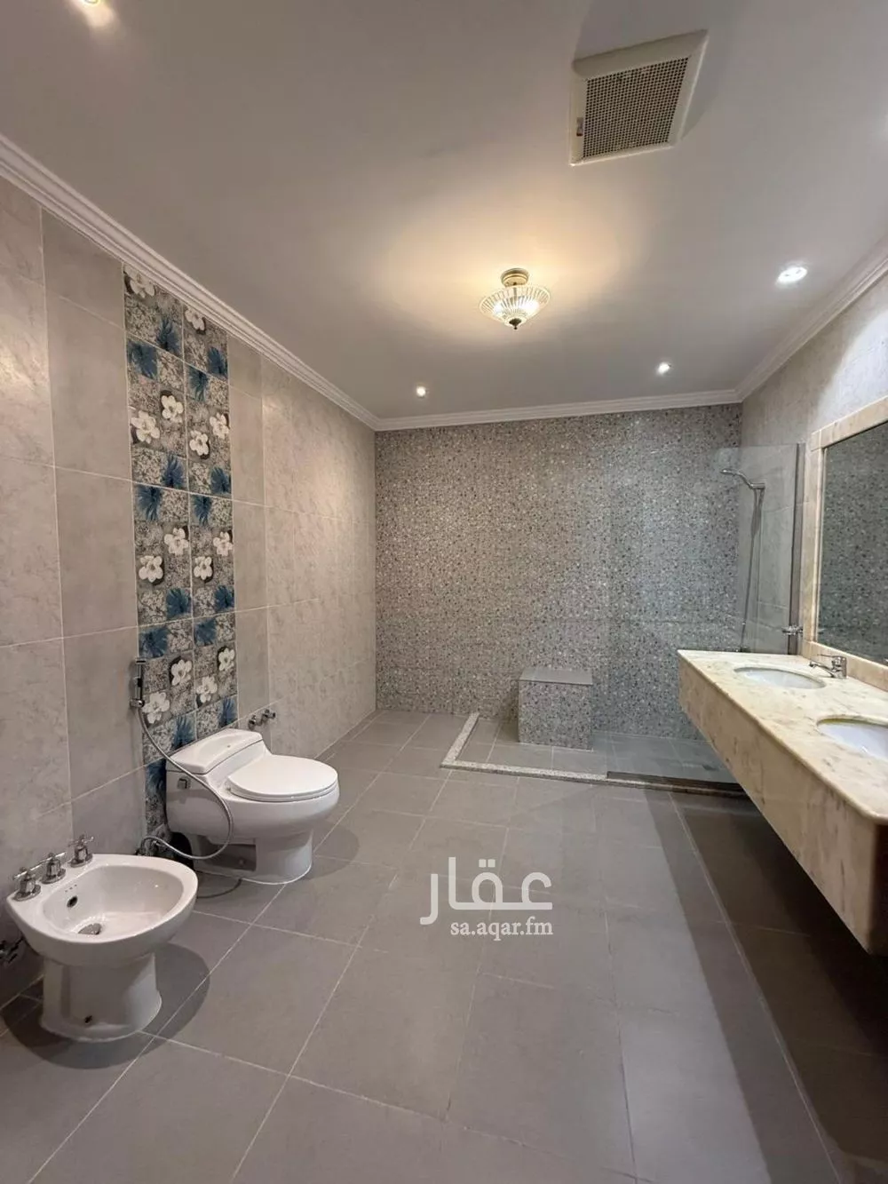 فيلا 5 غرف في البساتين 4