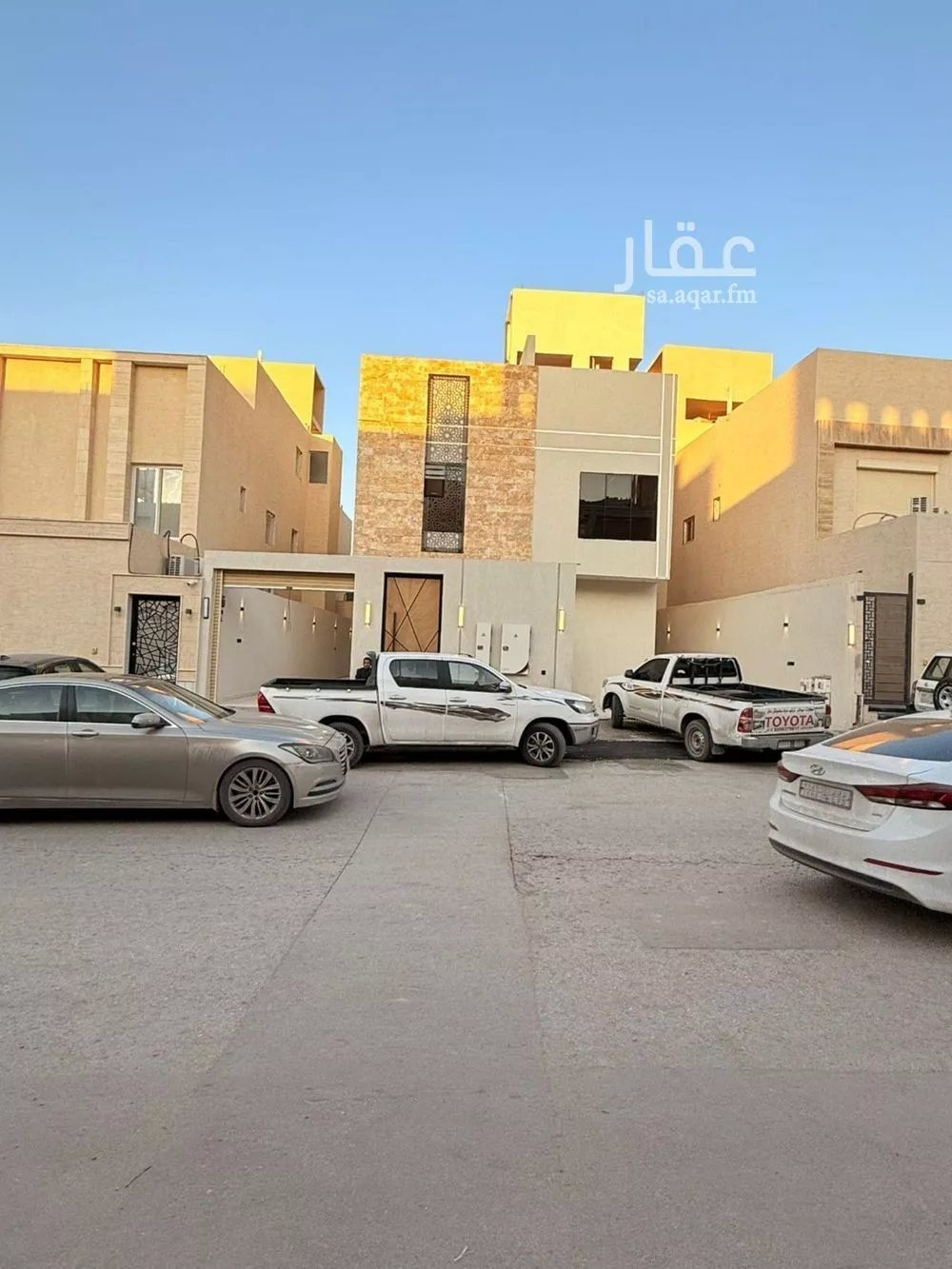 5 bedroom floor in Namar 3