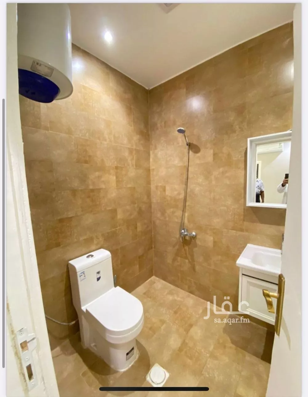 1 bedroom apartment in Hittin 3