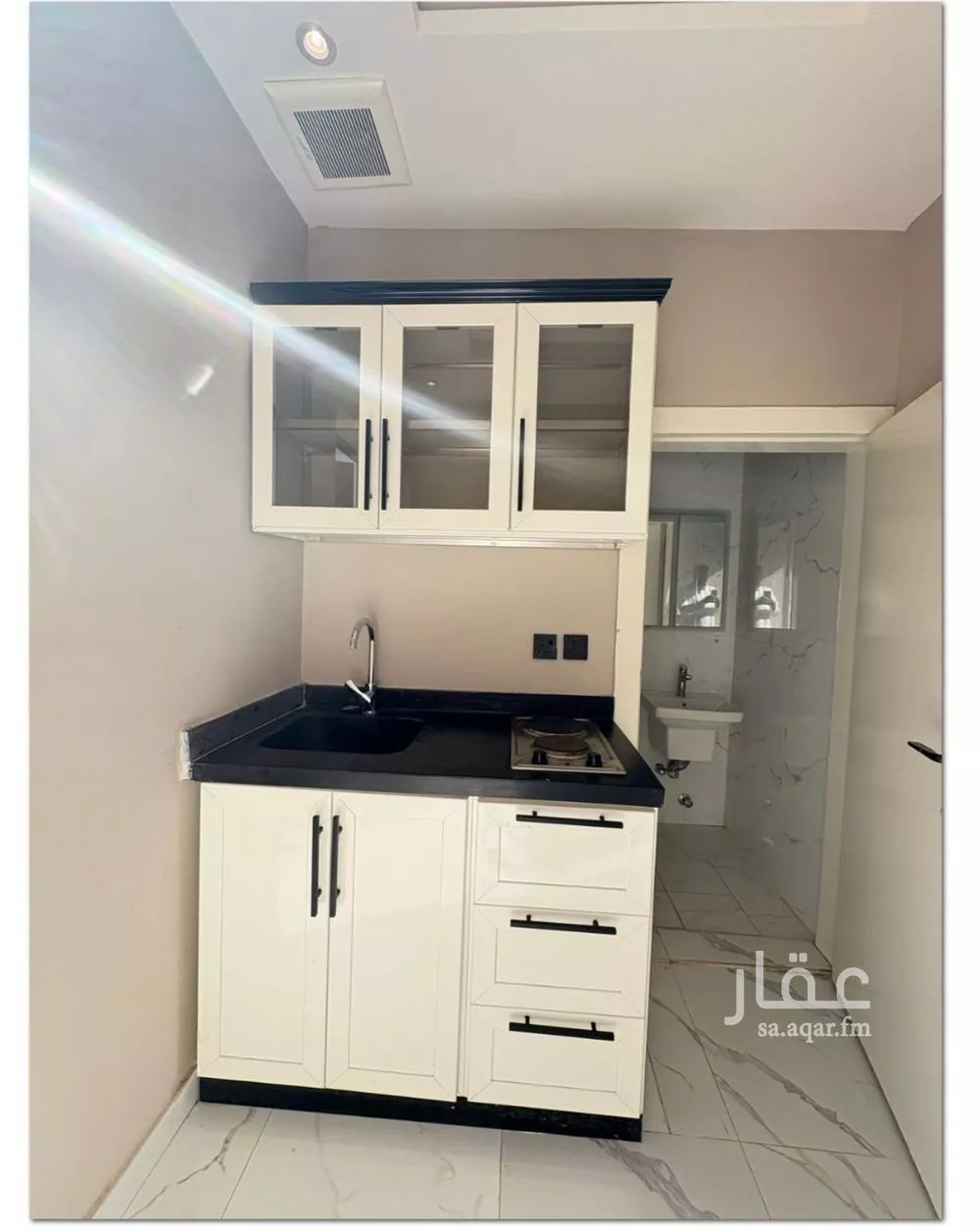 شقة 1 غرف في العقيق 2