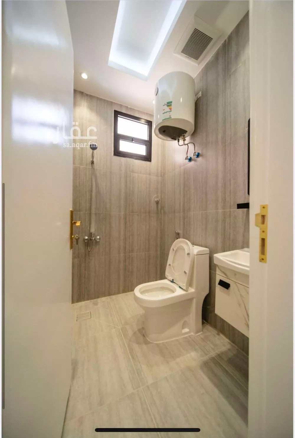 شقة 1 غرف في العليا 3