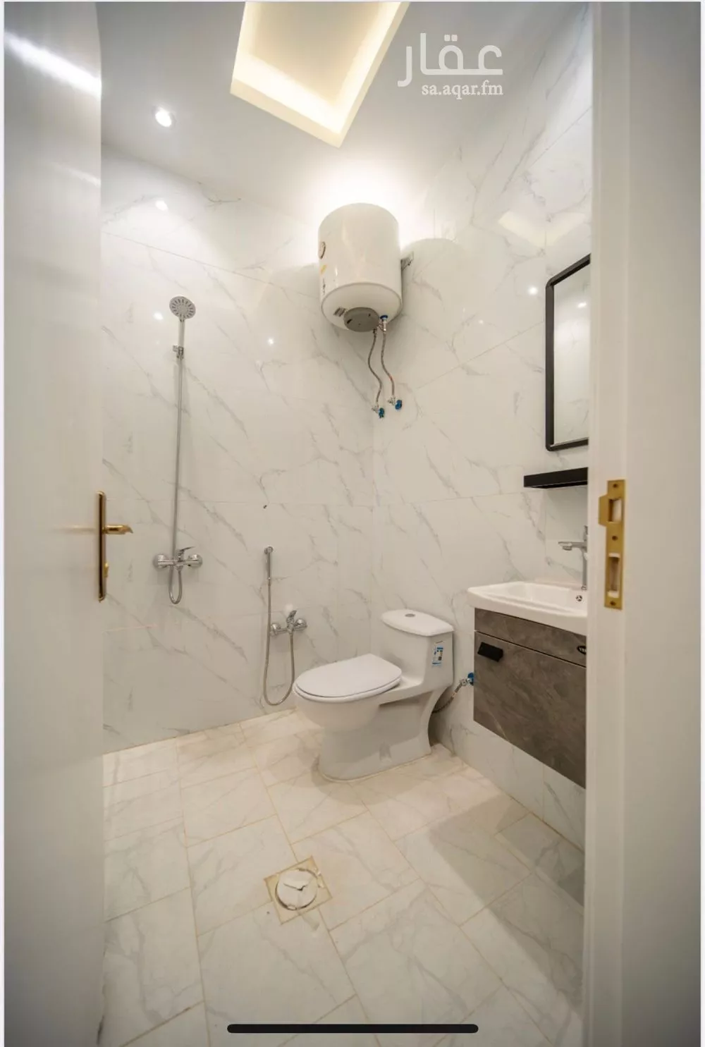 شقة 1 غرف في الوادي 4