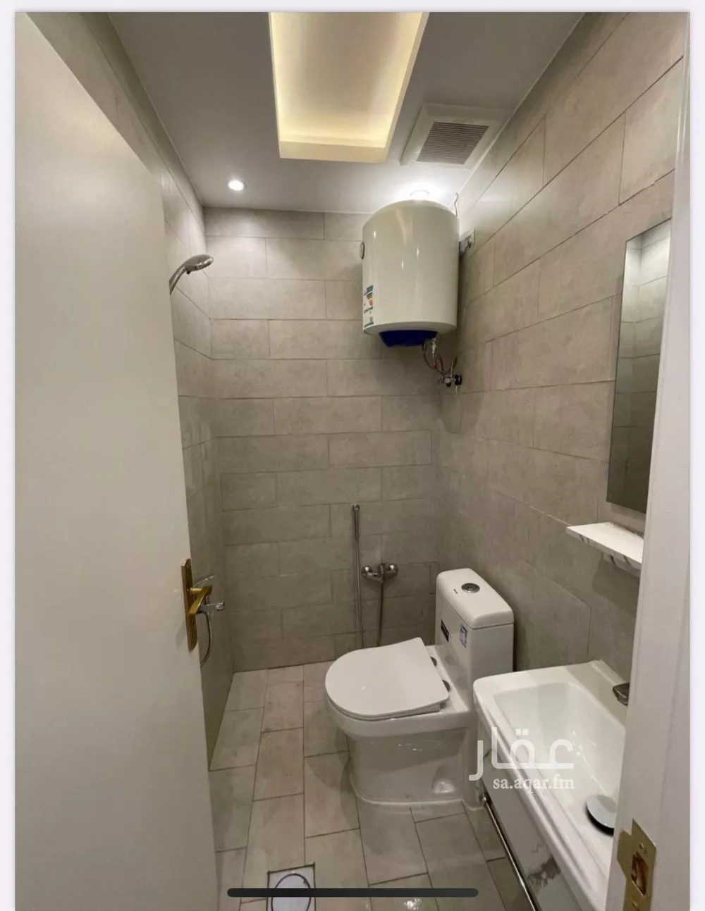 شقة 1 غرف في العقيق 2