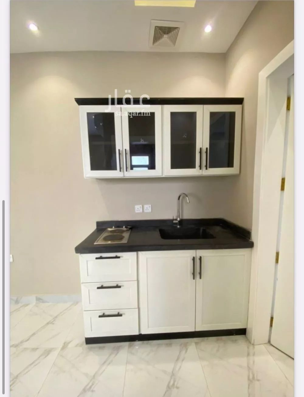 1 bedroom apartment in Hittin 3