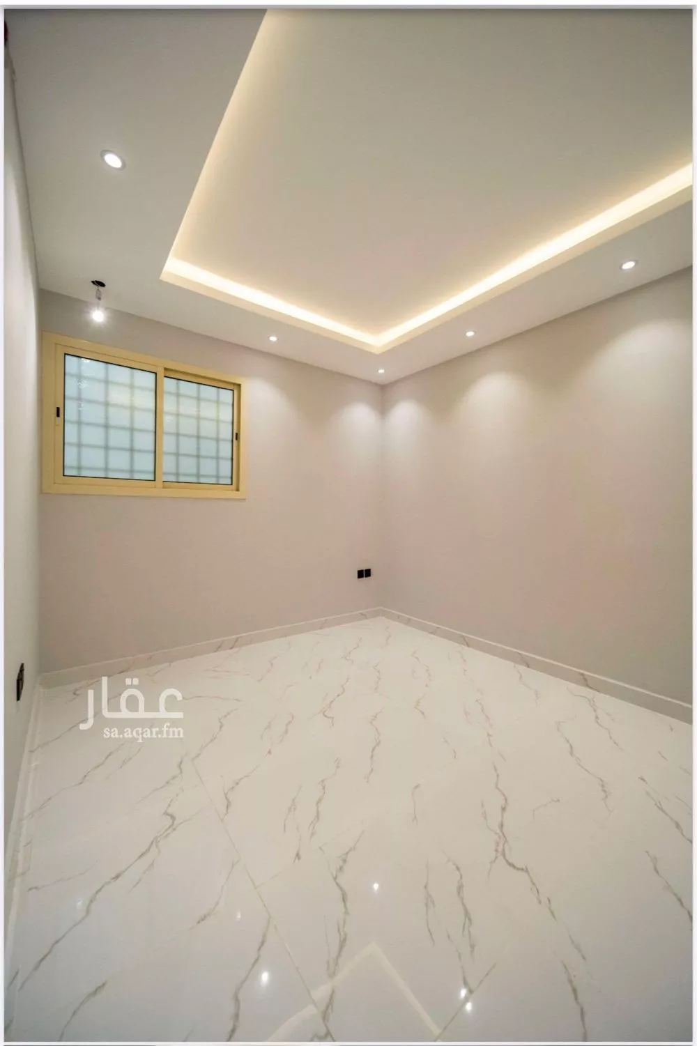 شقة 1 غرف في الملقا 1