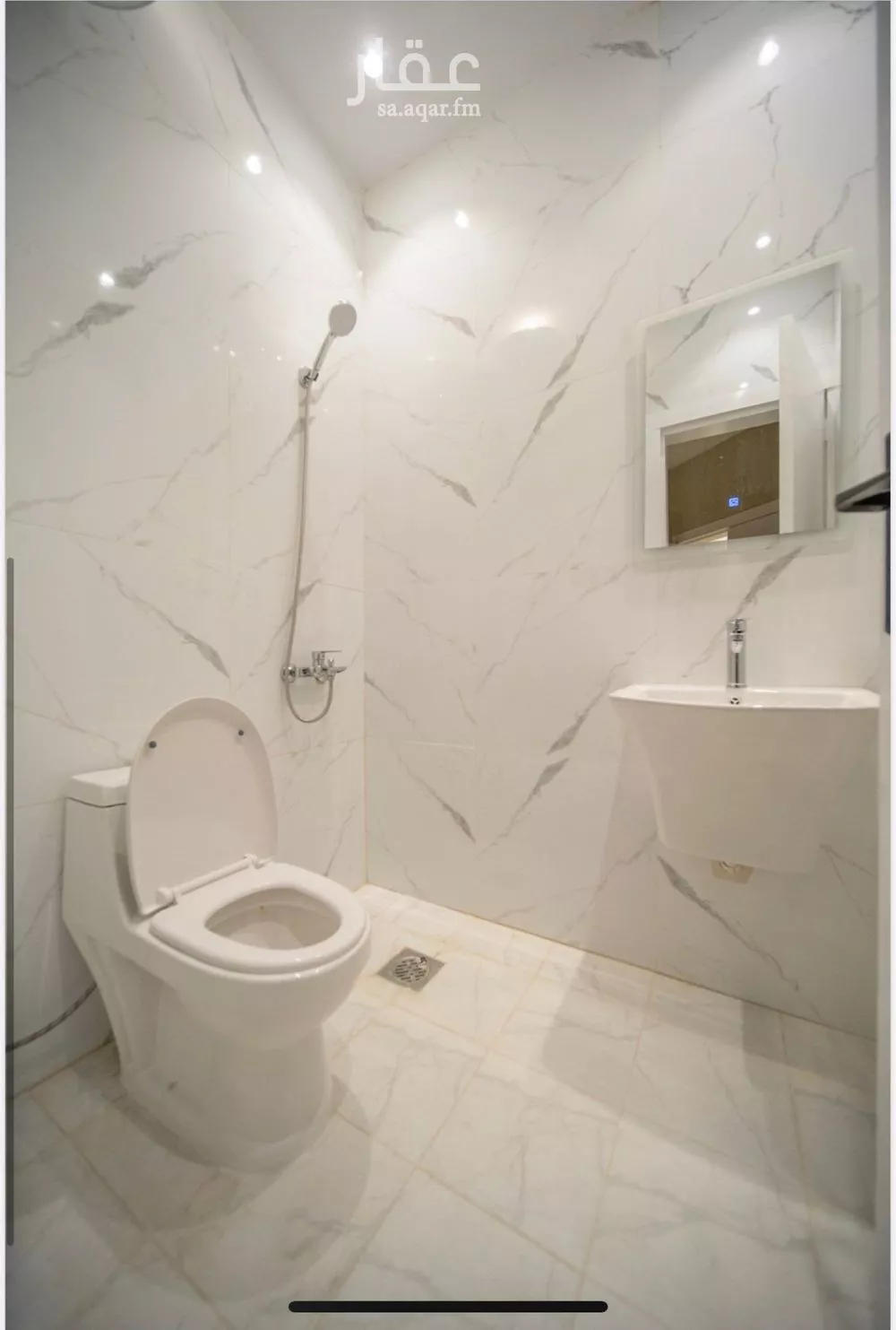 شقة 1 غرف في العقيق 3