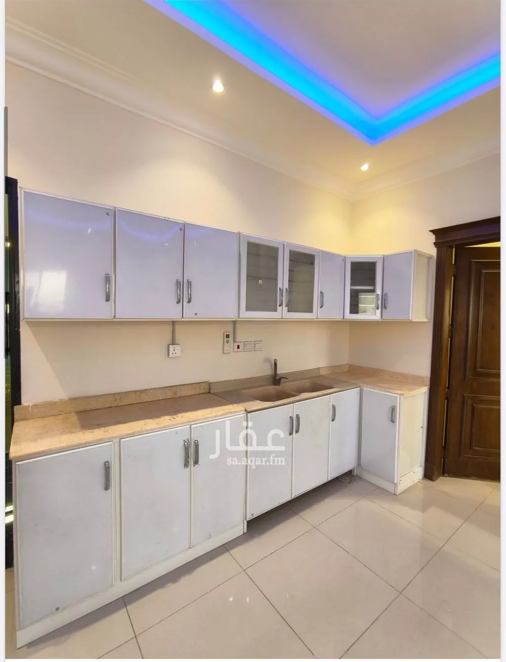 شقة 1 غرف في العقيق 5