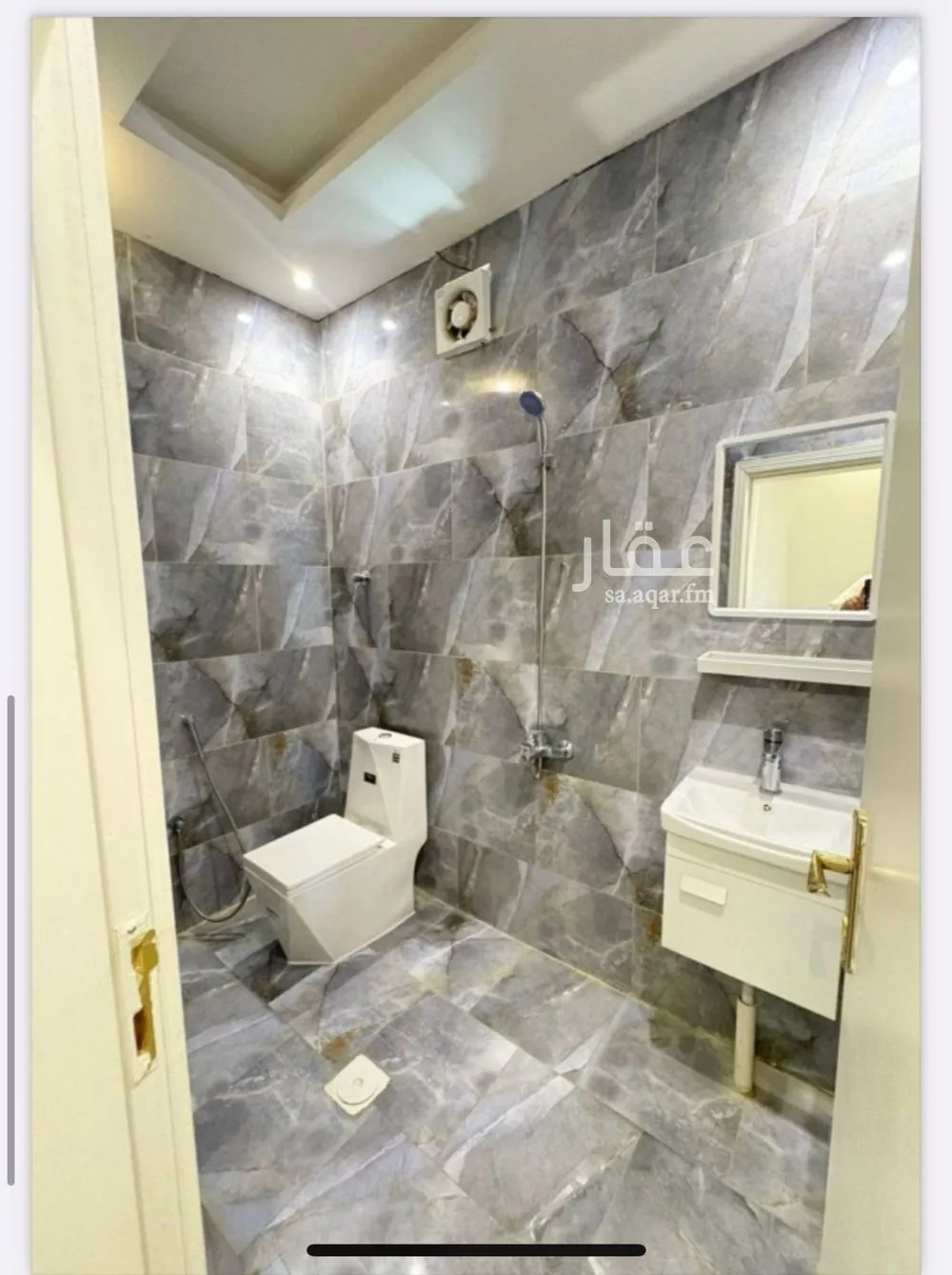 شقة 1 غرف في العليا 5