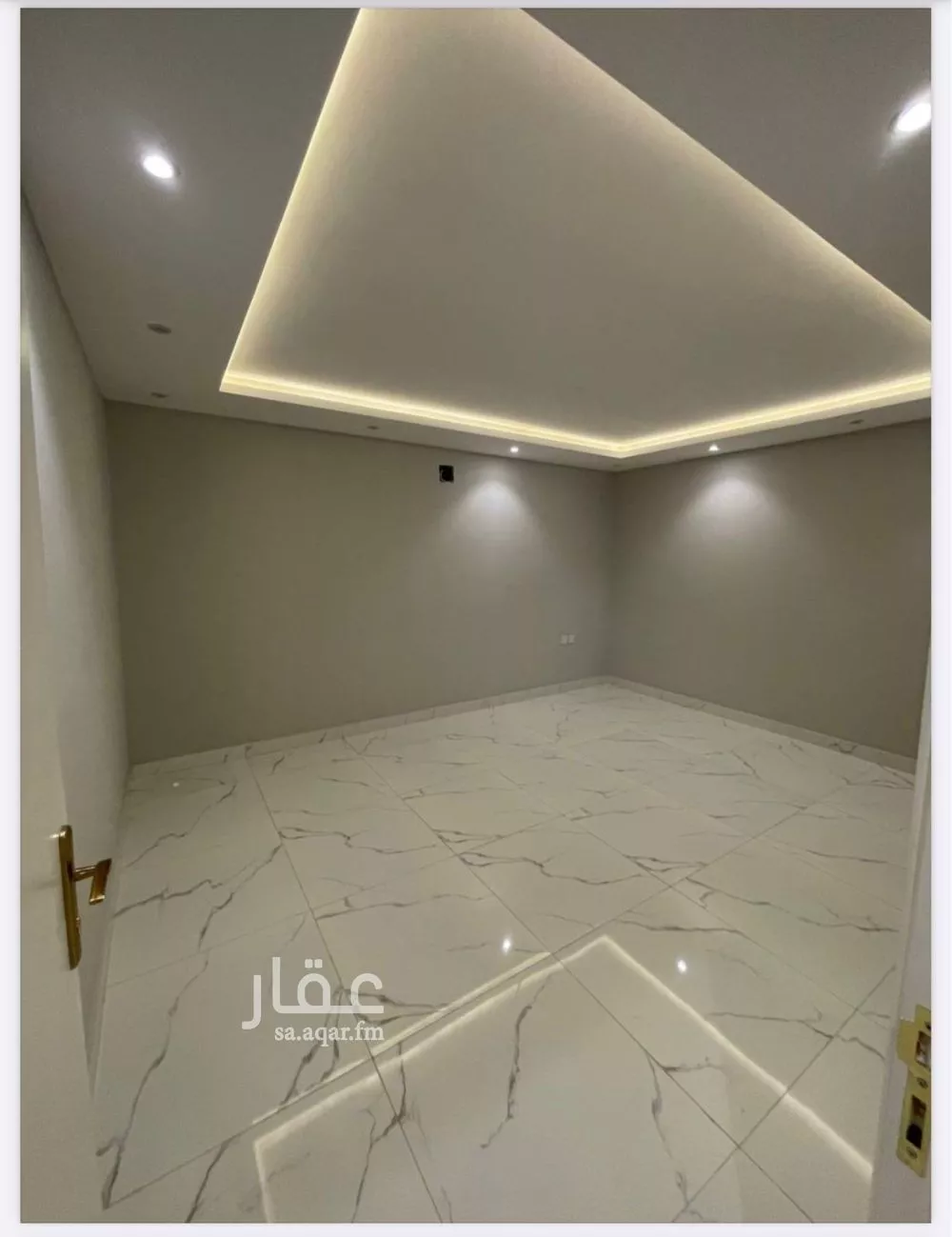 شقة 1 غرف في العقيق 3