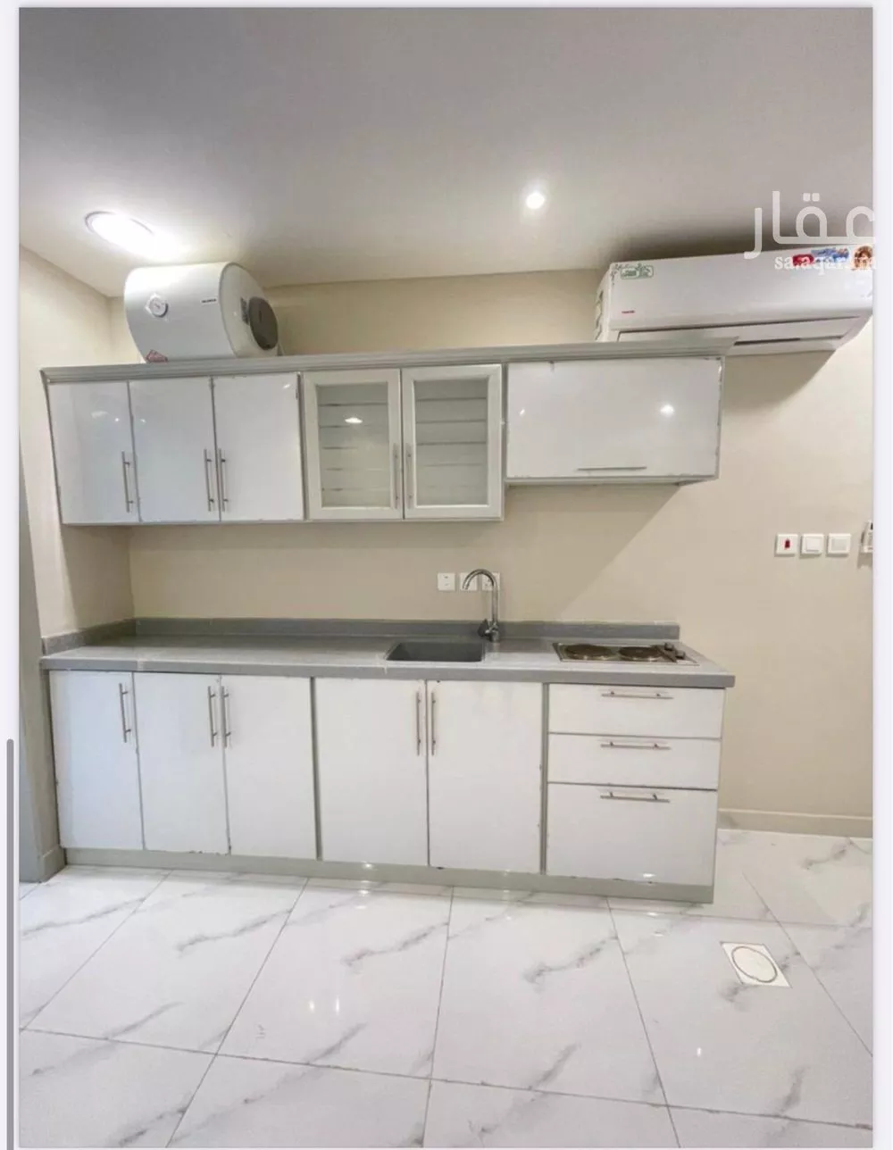 شقة 1 غرف في العقيق 5