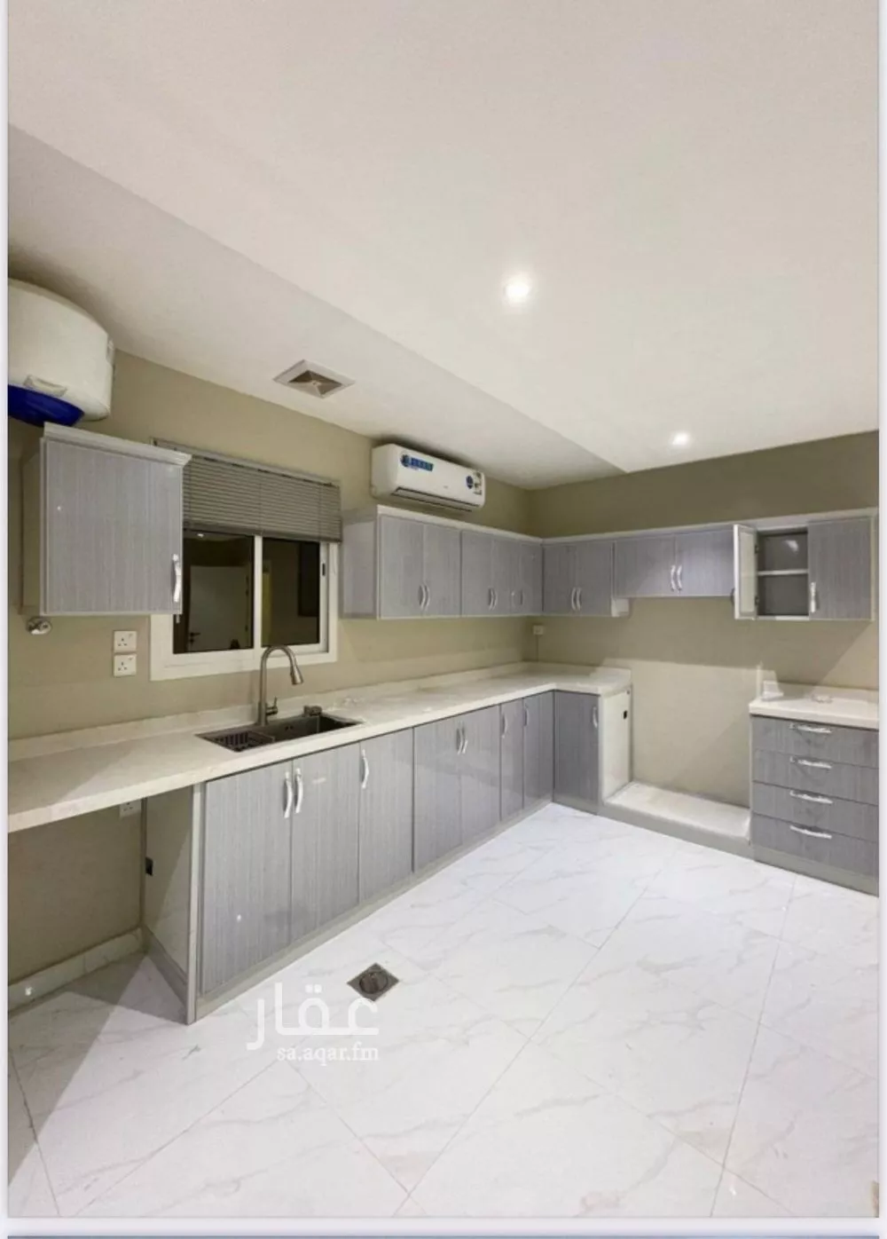 2 bedroom apartment in Al Hamra 4