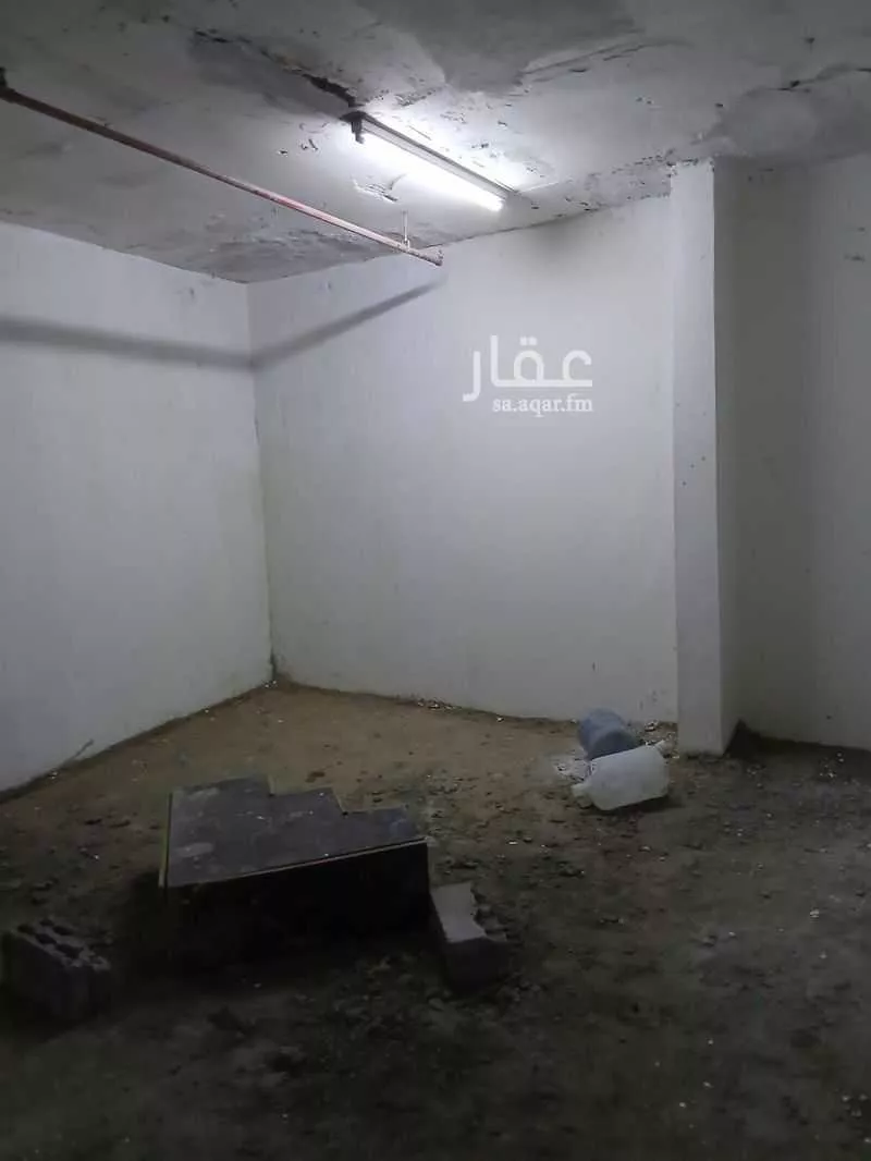 مستودع 50 م² في الرمال 4