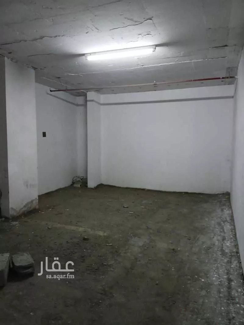 مستودع 50 م² في الرمال 3