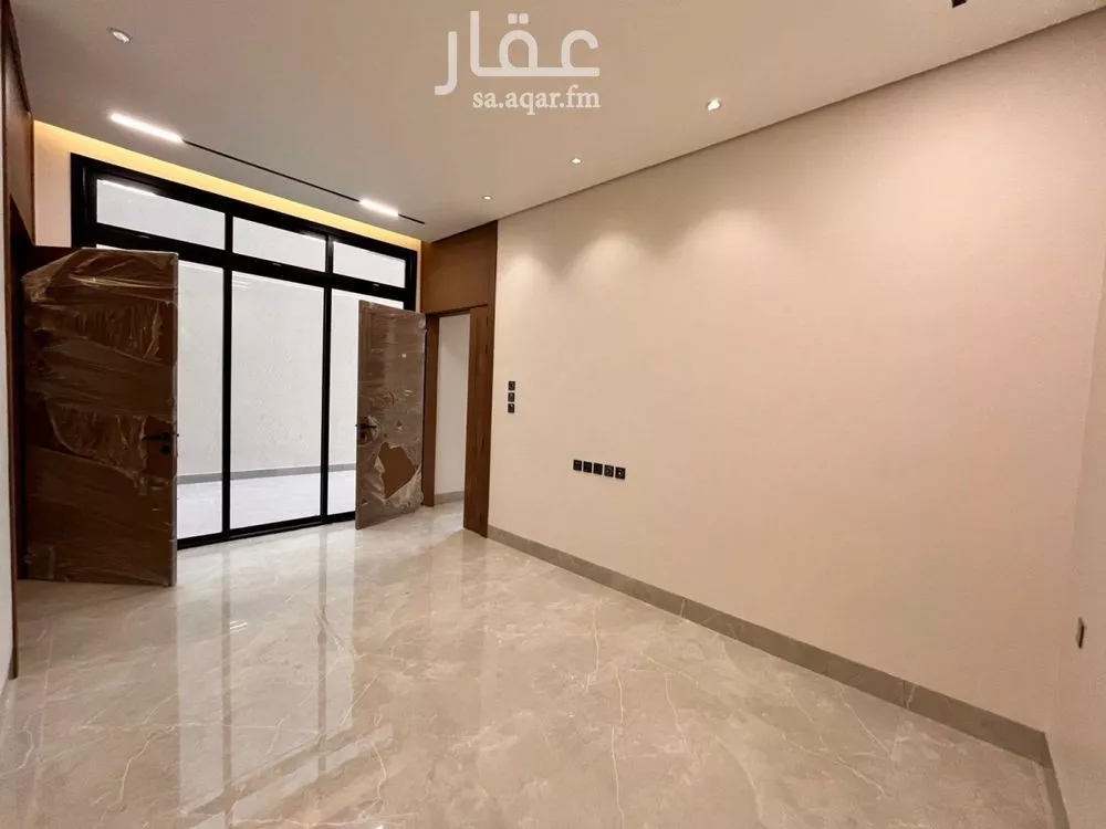 فيلا 5 غرف في المهدية 4