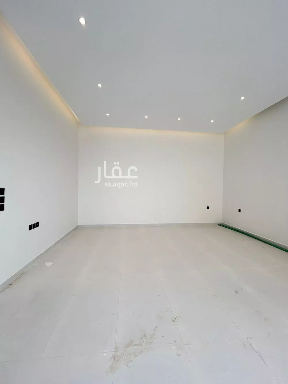 5 bedroom villa in Al Mahdiyyah 2