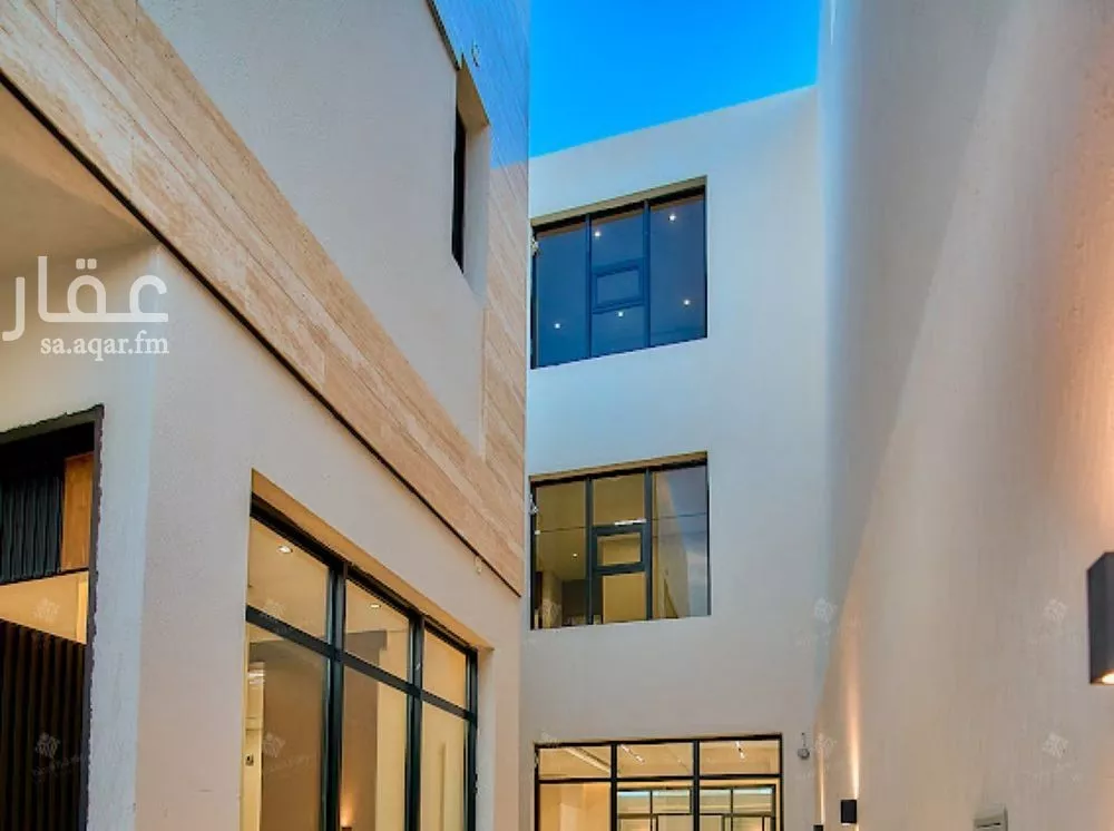 5 bedroom villa in Al Mahdiyyah 1