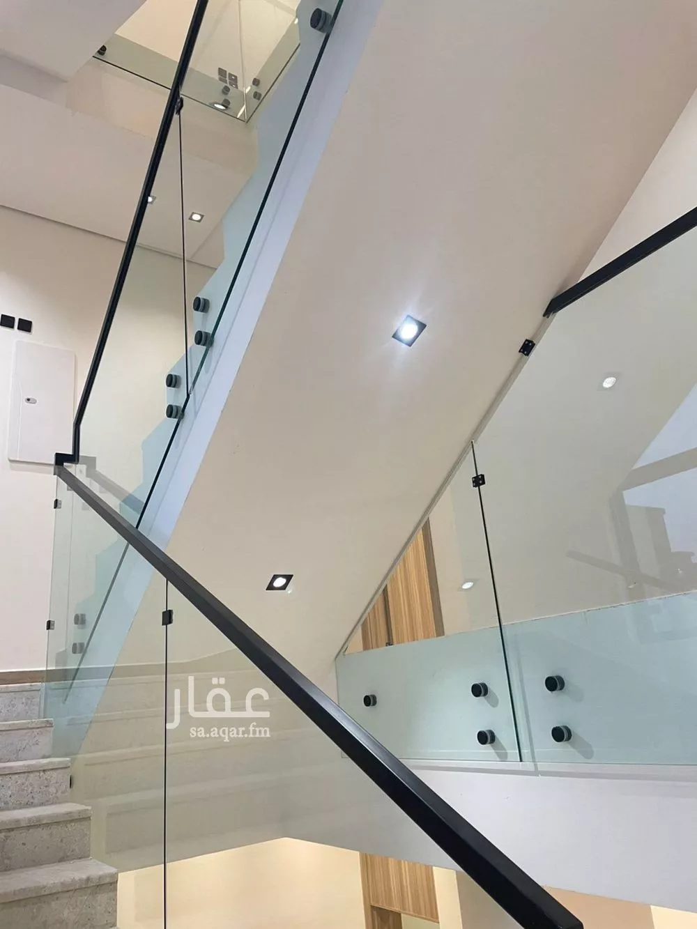 فيلا 5 غرف في المهدية 5