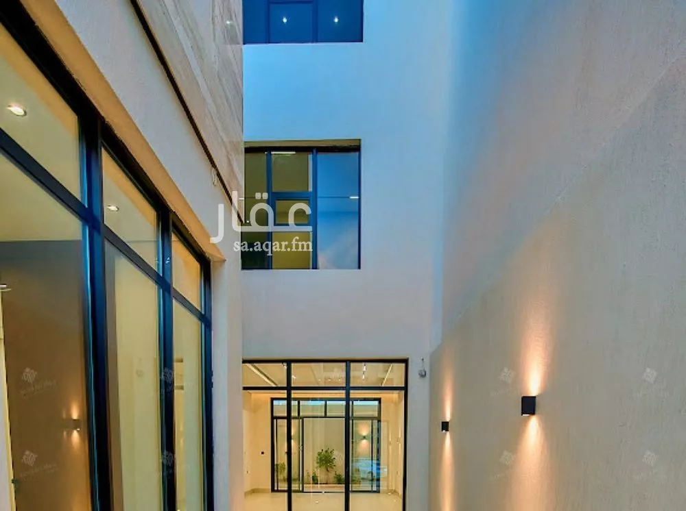 5 bedroom villa in Al Mahdiyyah 4