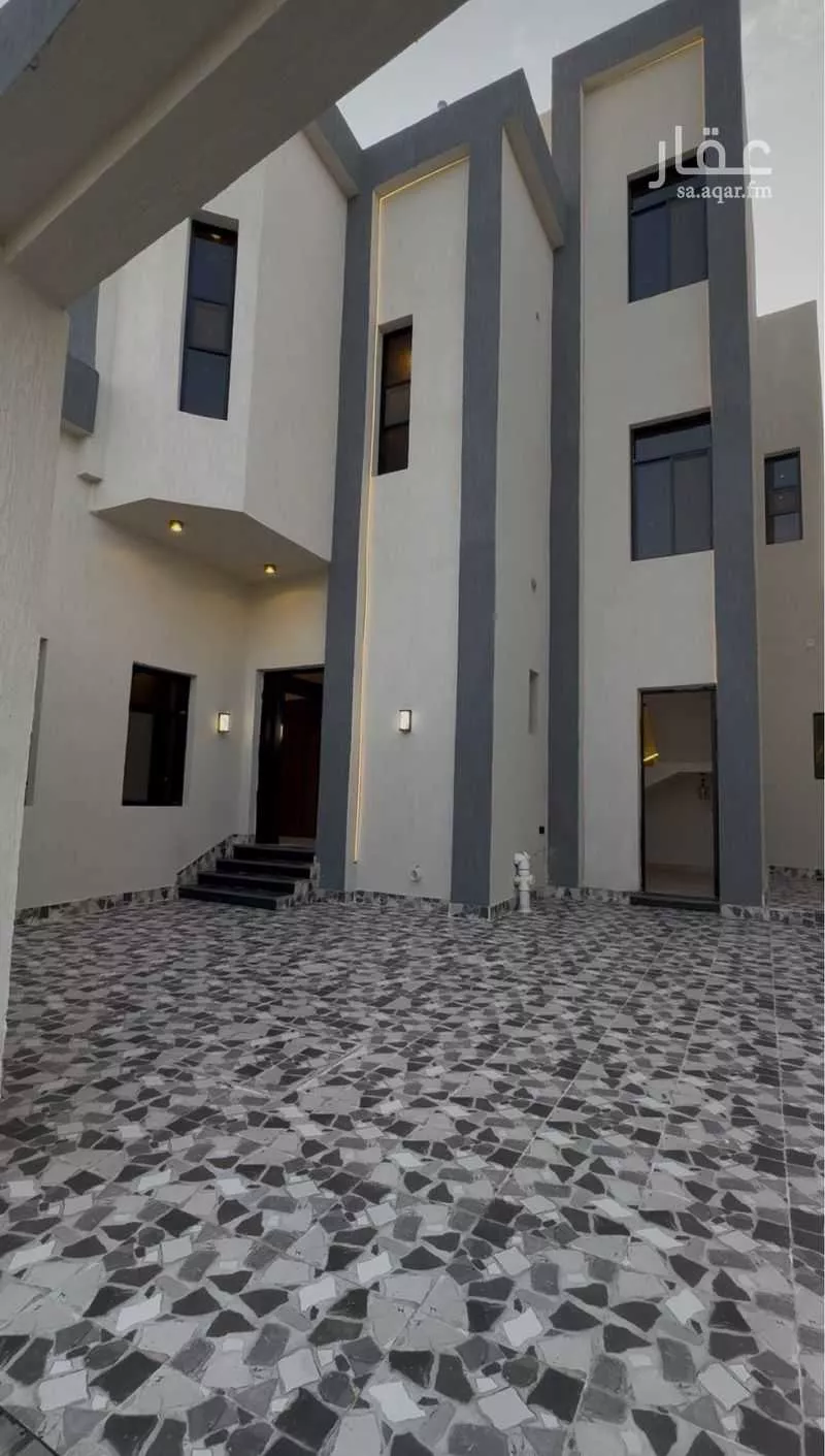 فيلا 6 غرف في بحرة 1