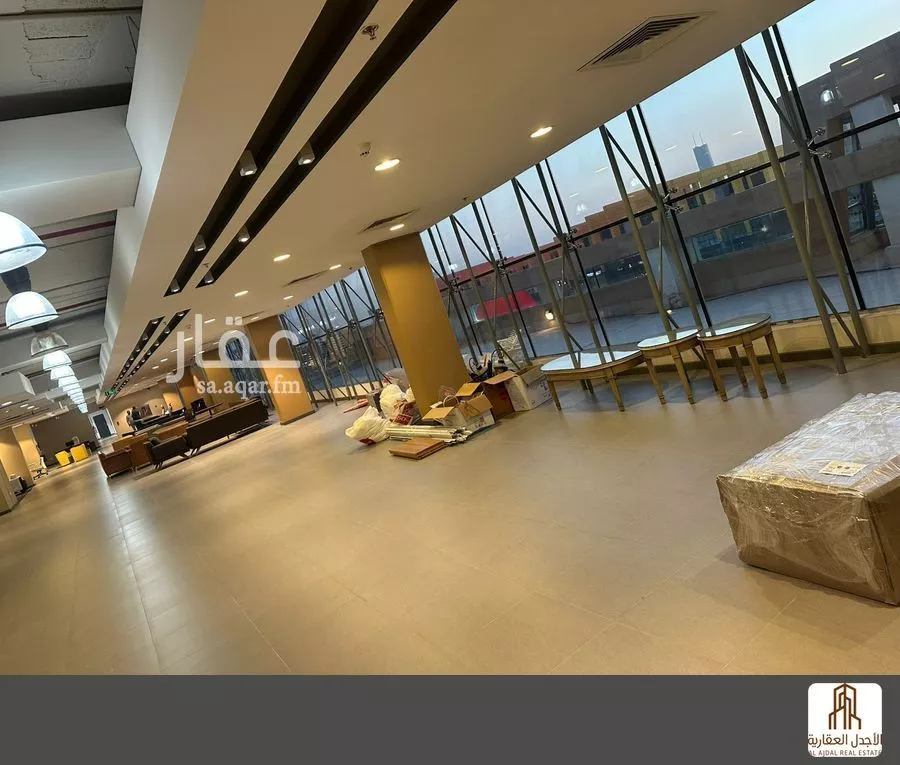 مكتب 800 م² في الياسمين 5