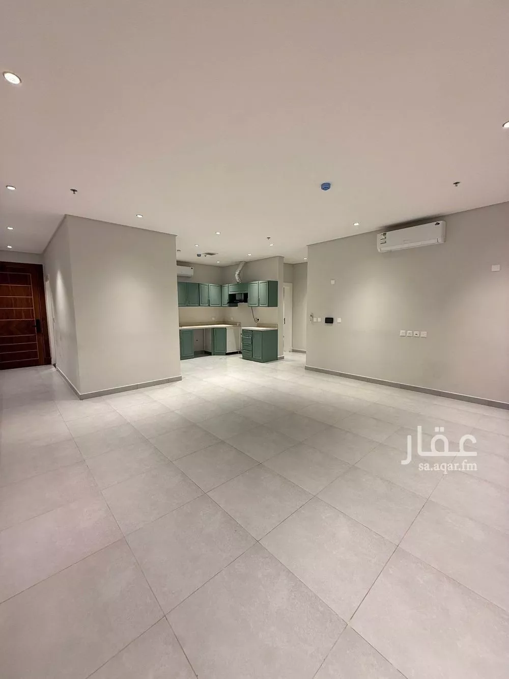 شقة 2 غرف في الملقا 1