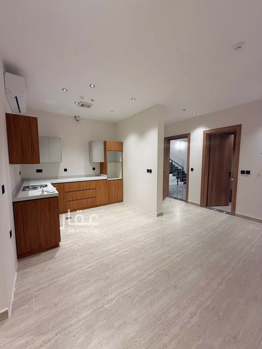 شقة 3 غرف في النرجس 5