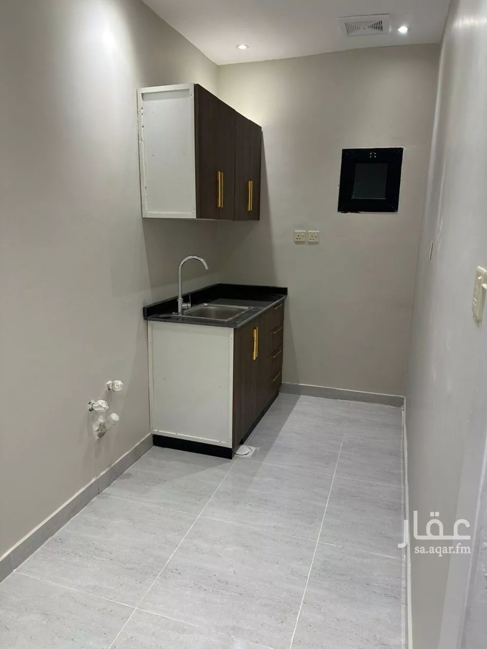 شقة 1 غرف في العليا 3