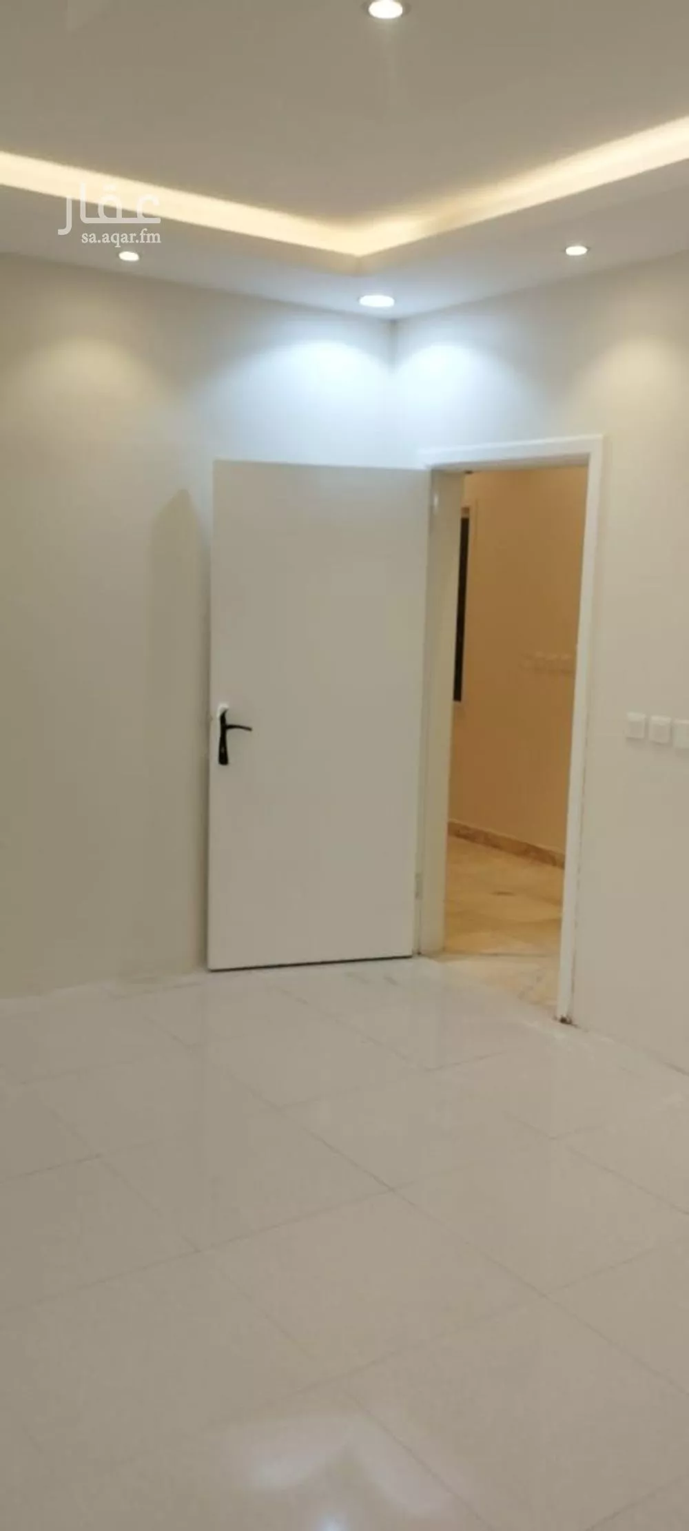 8 bedroom villa in At Taawon, Riyadh 10