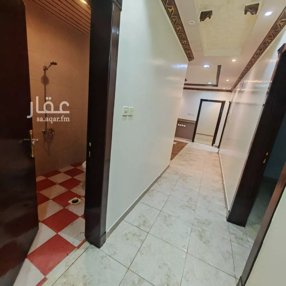 فيلا 12 غرف في العزيزية 3