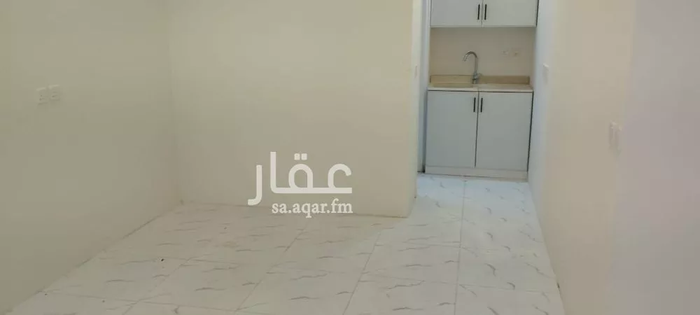 8 bedroom villa in At Taawon, Riyadh 20