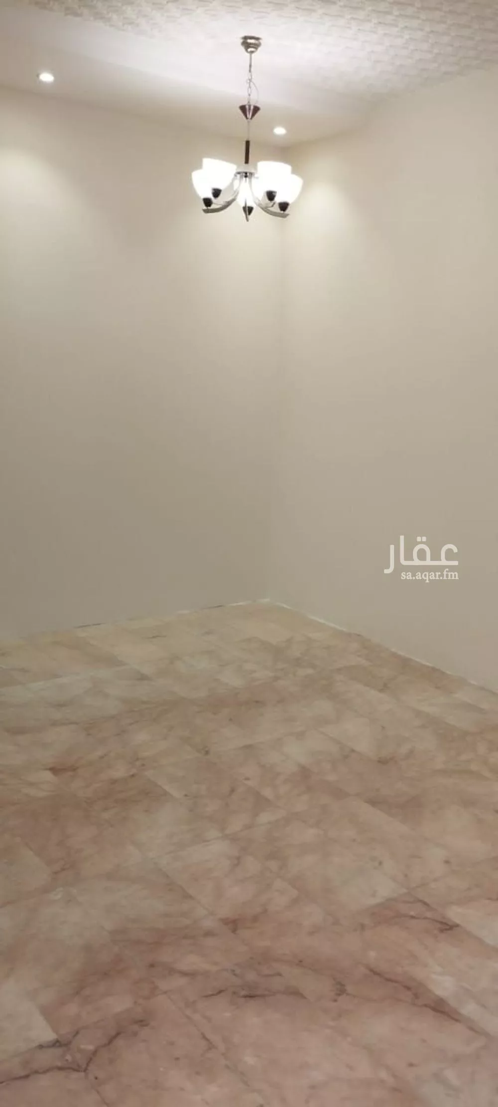 8 bedroom villa in At Taawon, Riyadh 18