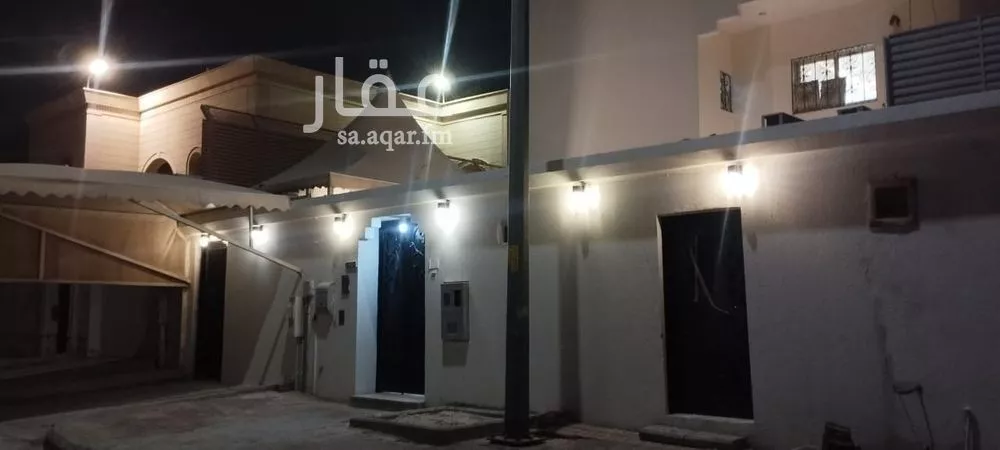 8 bedroom villa in At Taawon, Riyadh 4