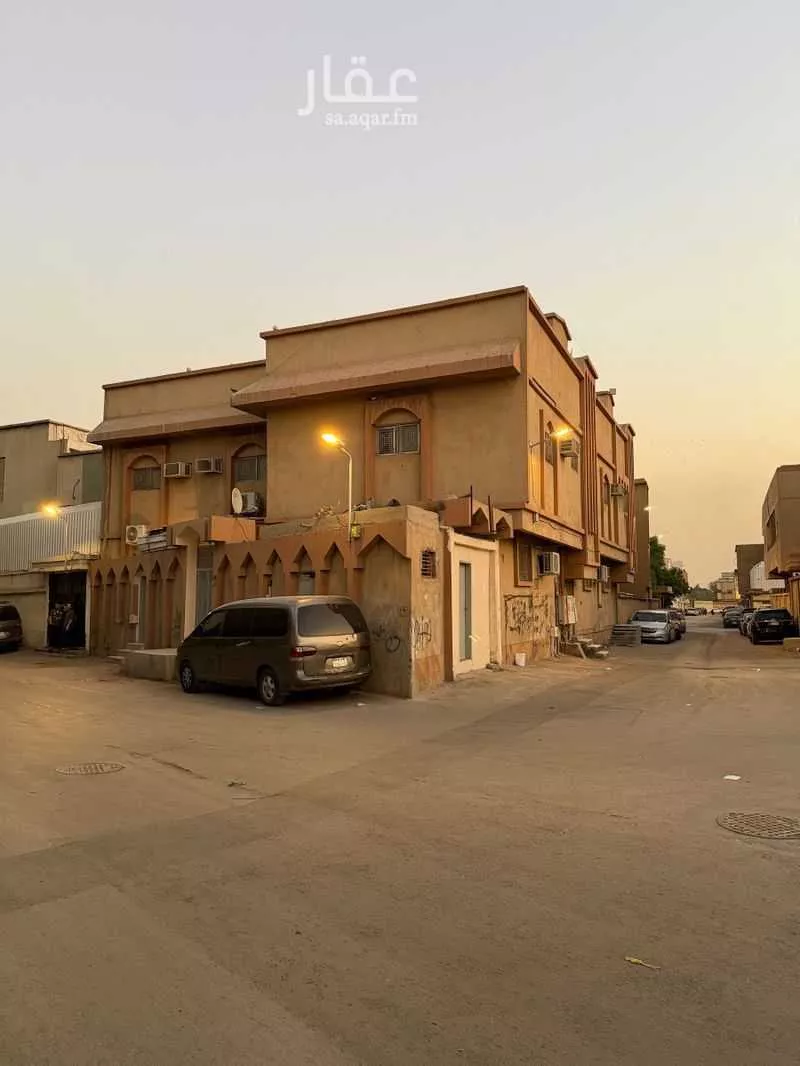 عمارة 328 م² في اليمامة 4