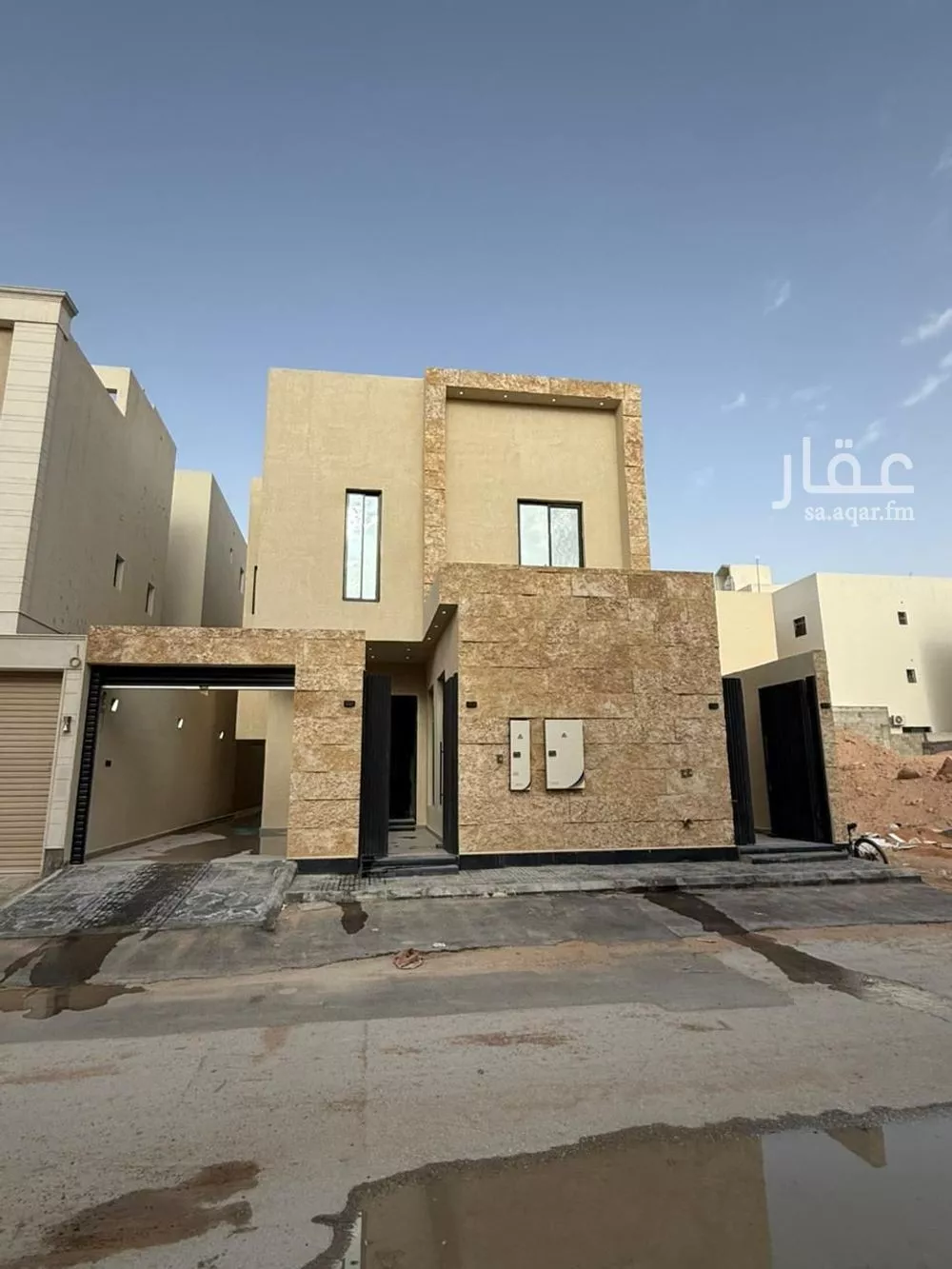 فيلا 7 غرف في الجنادرية 1